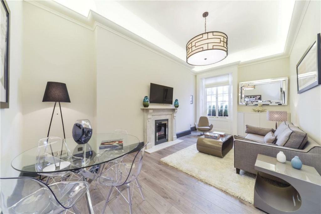 Beautiful 1 Bedroom Apartment Ovington Square ロンドン エクステリア 写真