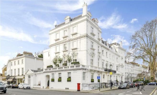 Beautiful 1 Bedroom Apartment Ovington Square ロンドン エクステリア 写真